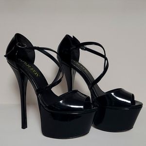 Black Strappy Platform Heels Sz 7